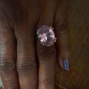 Pretty in Pink Large Oval Bling Ring